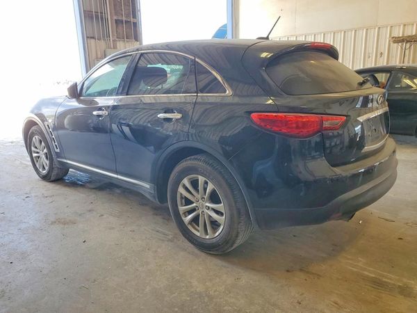 2016 INFINITI QX70