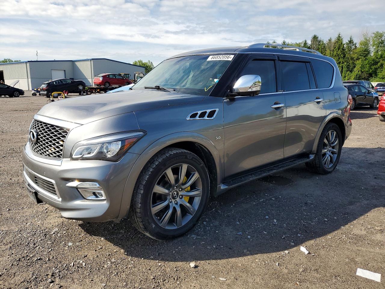 2017 INFINITI QX80 — Front 3/4