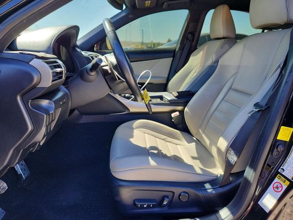 2014 LEXUS IS — DENT