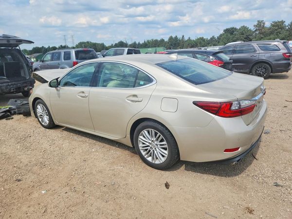 2016 LEXUS ES
