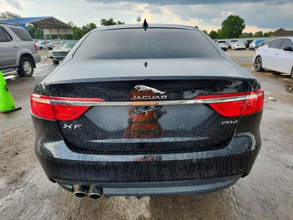 2017 JAGUAR XF Premium — DIRR