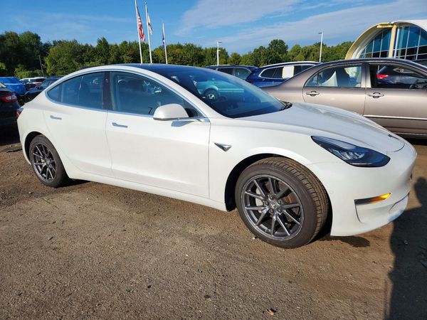 2019 TESLA MODEL 3 — Passenger 3/4