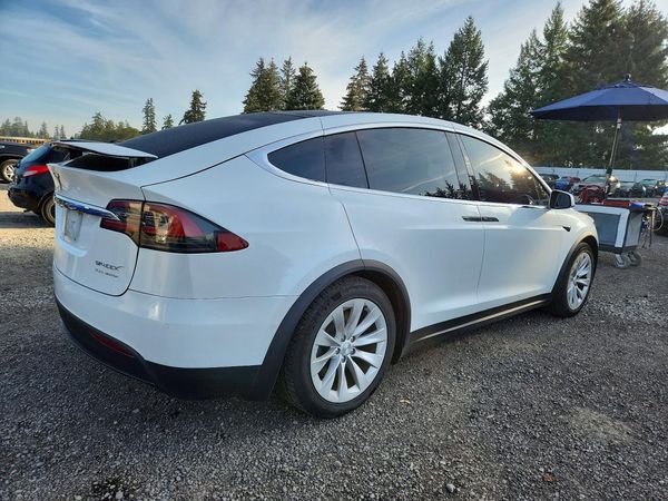 2020 TESLA MODEL X