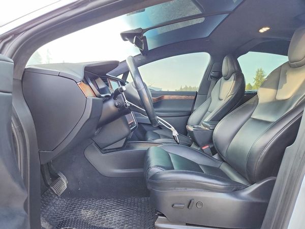 2020 TESLA MODEL X