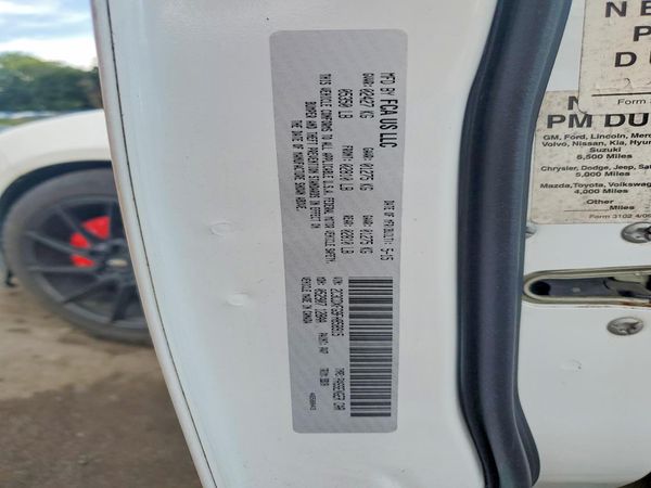 2015 DODGE CHARGER SE