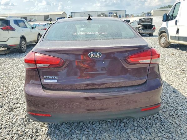 2017 KIA FORTE
