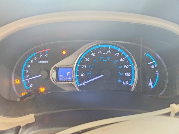 2014 TOYOTA SIENNA