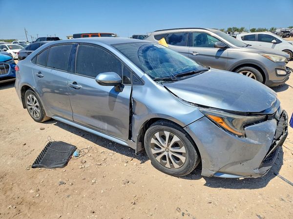2022 TOYOTA COROLLA
