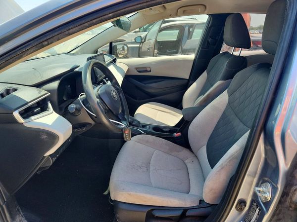 2022 TOYOTA COROLLA