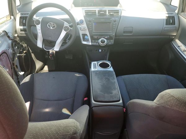 2014 TOYOTA PRIUS V TW — CKPT