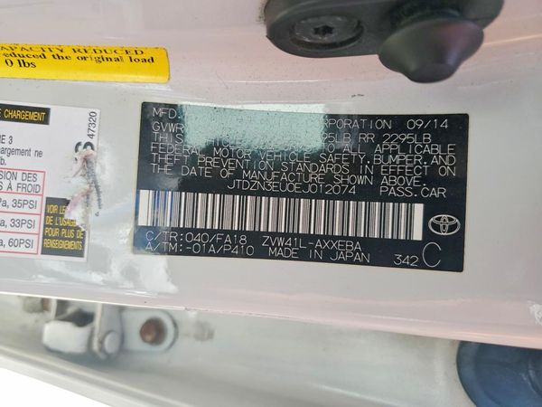 2014 TOYOTA PRIUS V TW — VINS