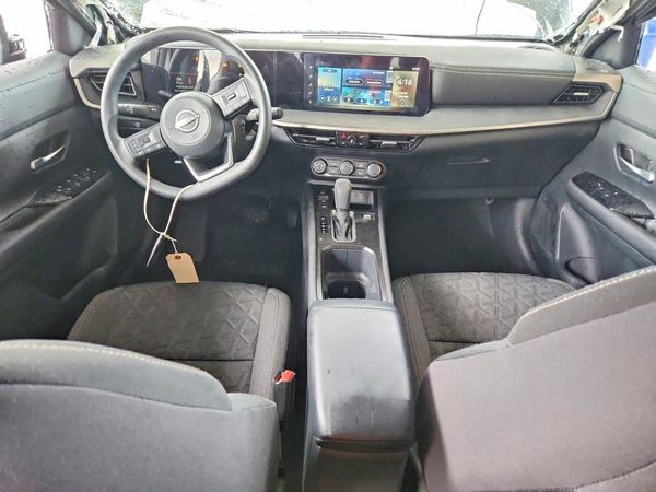 2025 NISSAN KICKS