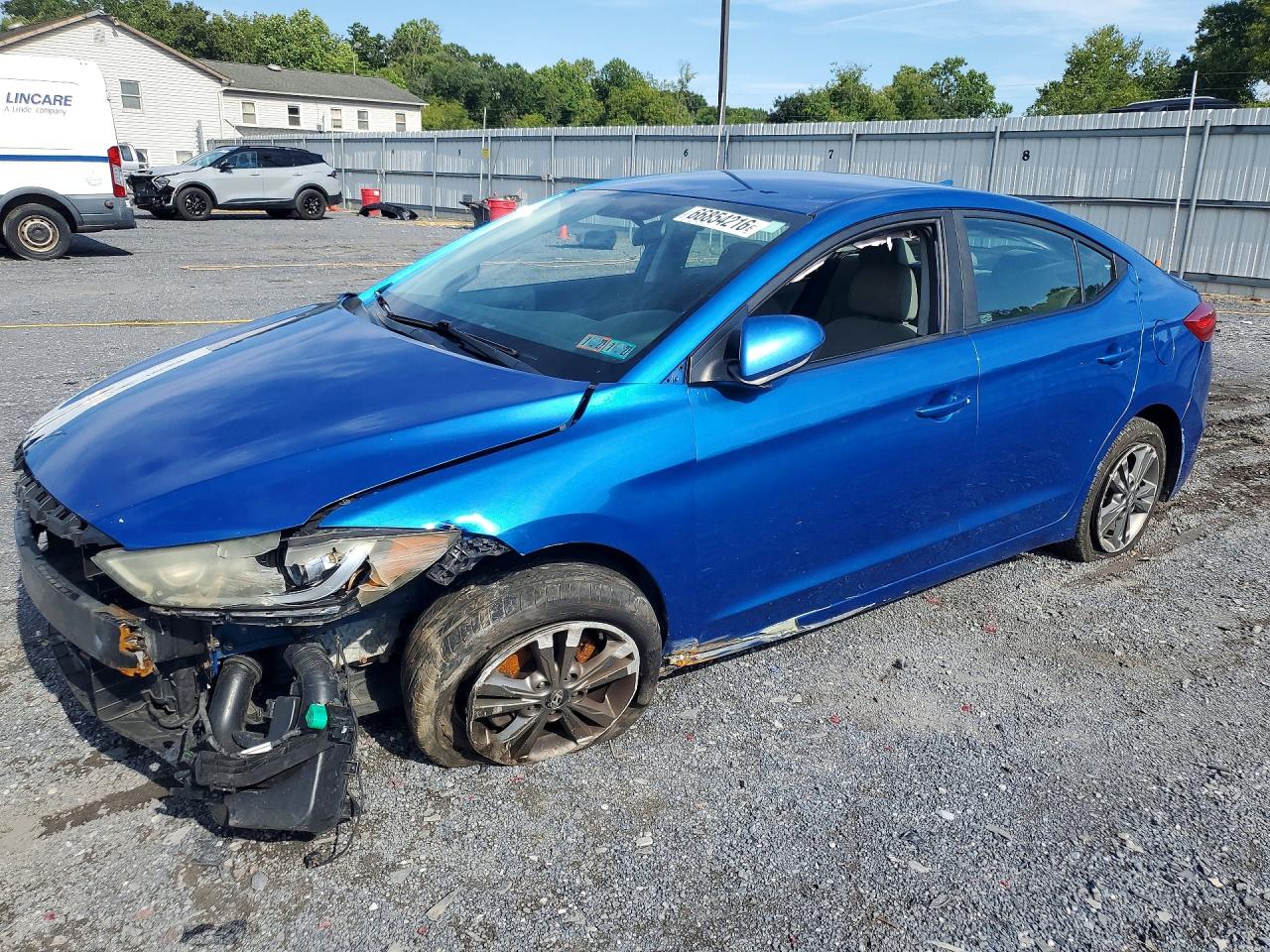 2017 HYUNDAI ELANTRA — Front 3/4