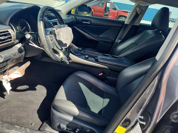 2015 LEXUS IS