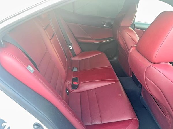 2016 LEXUS IS