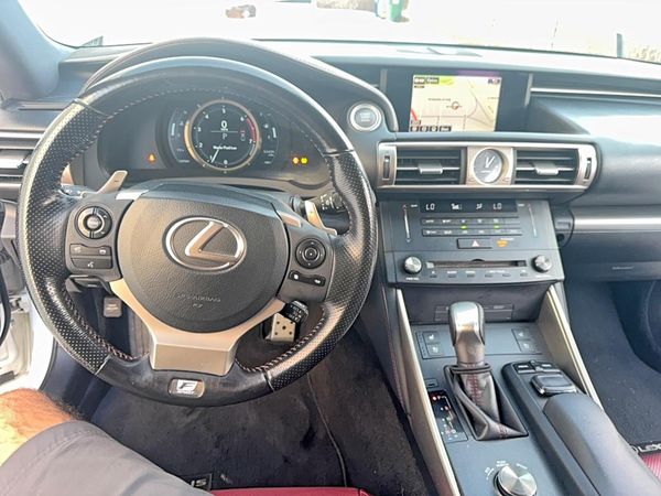 2016 LEXUS IS