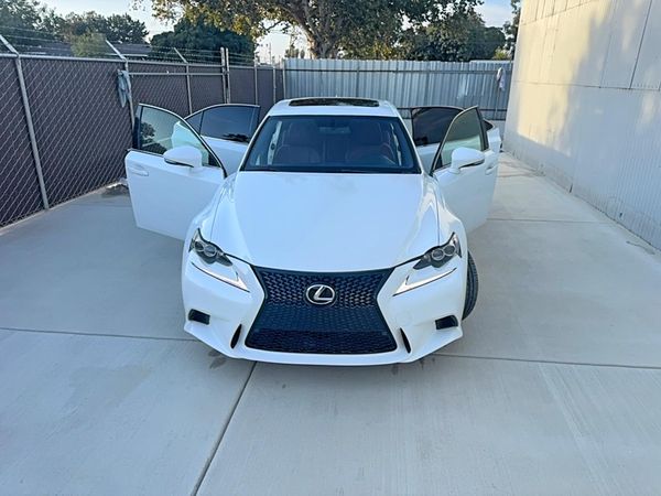 2016 LEXUS IS