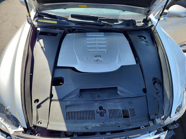 2013 LEXUS LS
