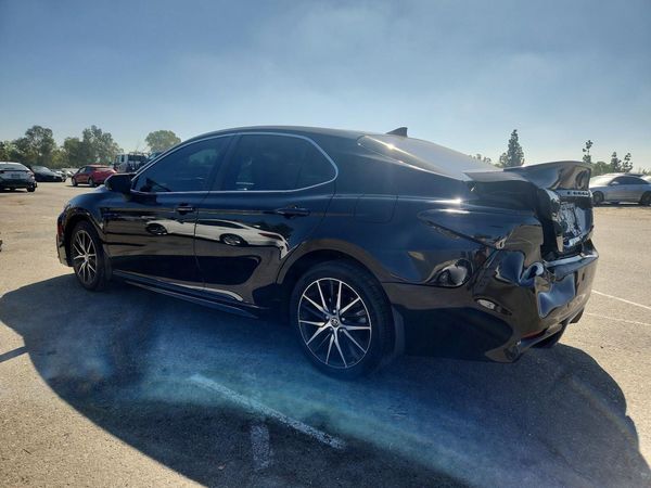 2024 TOYOTA CAMRY