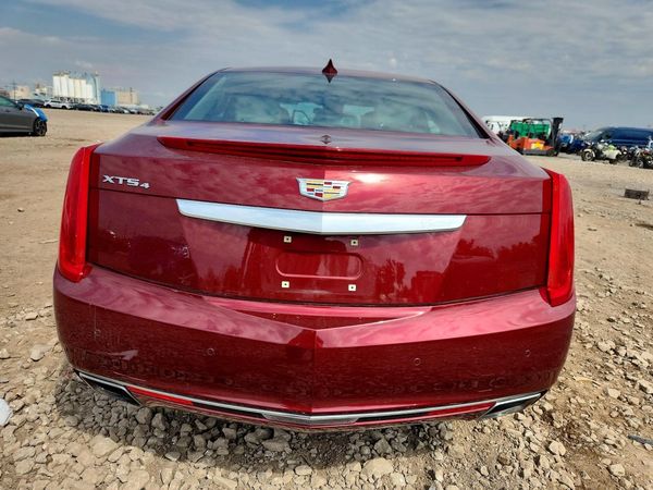 2016 CADILLAC XTS