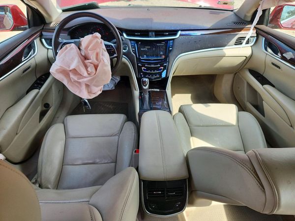 2016 CADILLAC XTS