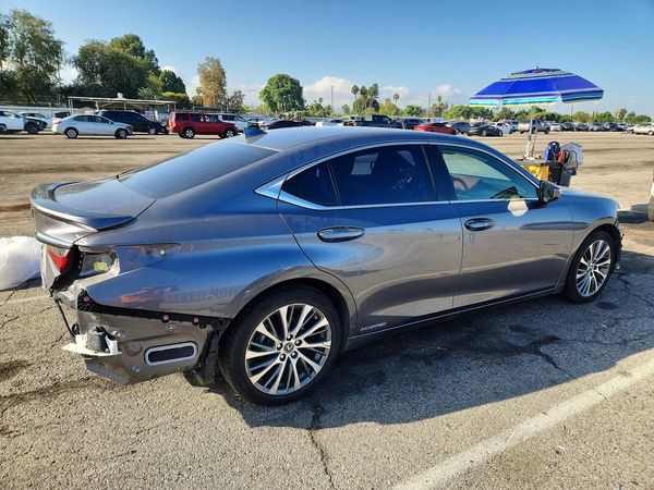 2019 LEXUS ES 300h — PSRA