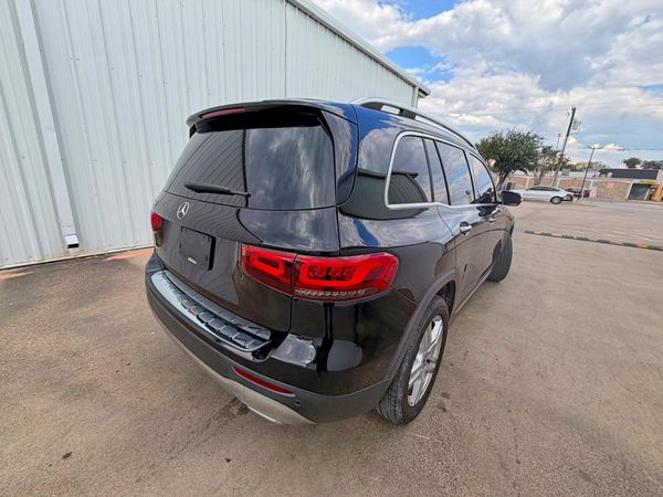 2021 MERCEDES-BENZ GLB GLB250