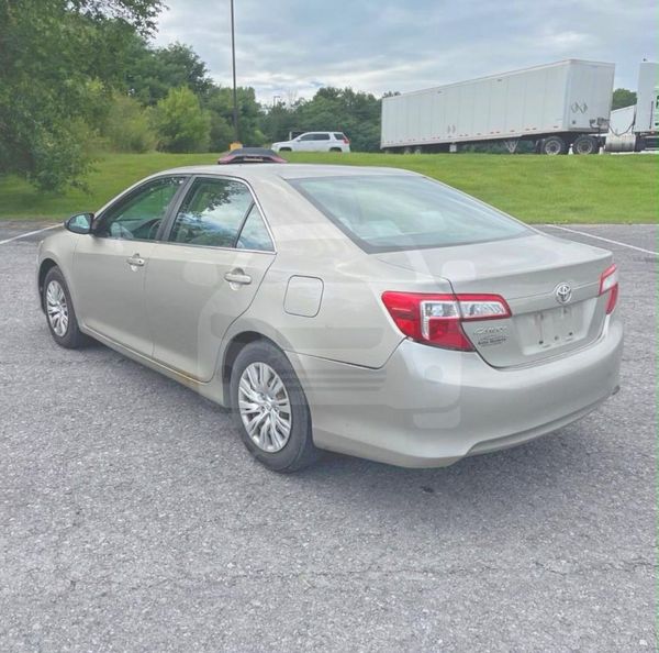 2013 TOYOTA CAMRY