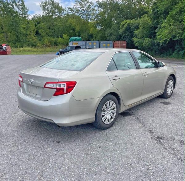 2013 TOYOTA CAMRY