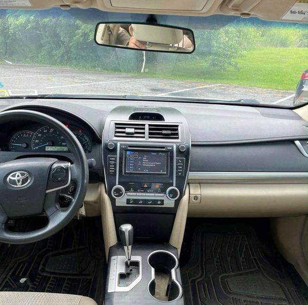 2013 TOYOTA CAMRY