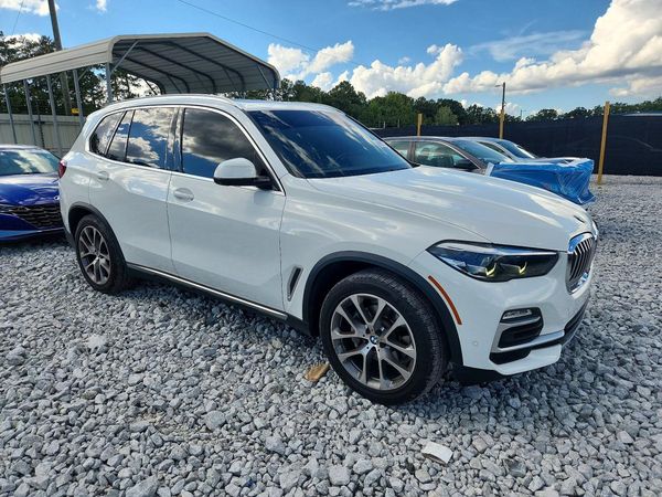 2021 BMW X5 sDrive40i — Passenger 3/4
