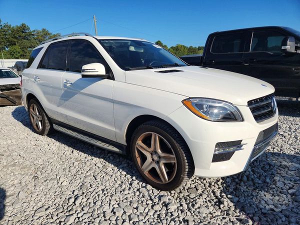 2014 MERCEDES-BENZ ML ML550 4-MATIC — Passenger 3/4