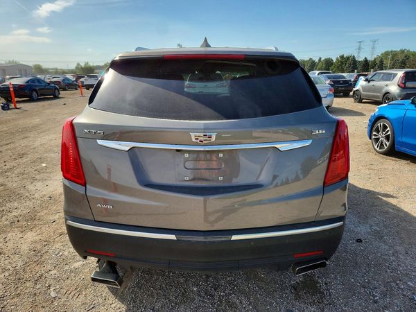 2018 CADILLAC XT5 Luxury