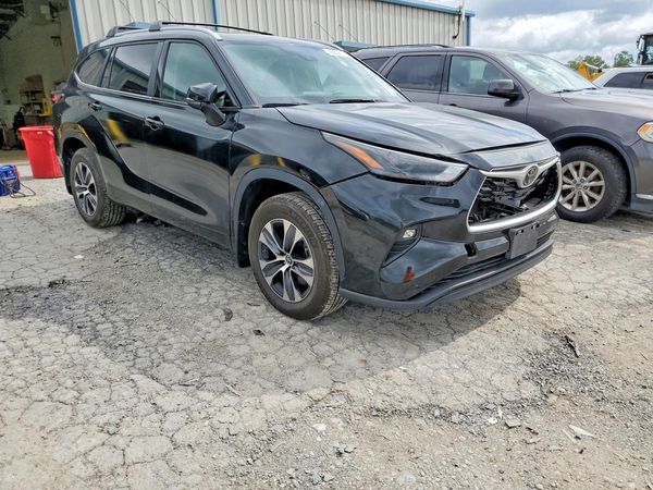 2024 TOYOTA HIGHLANDER