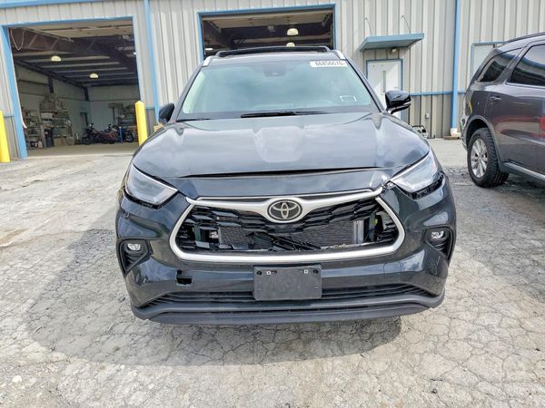 2024 TOYOTA HIGHLANDER