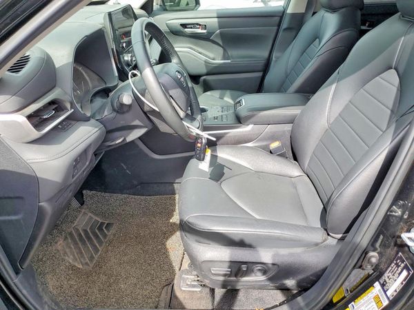 2024 TOYOTA HIGHLANDER