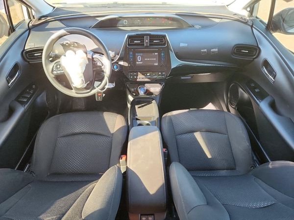 2019 TOYOTA PRIUS