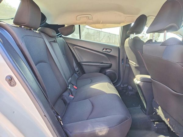 2019 TOYOTA PRIUS