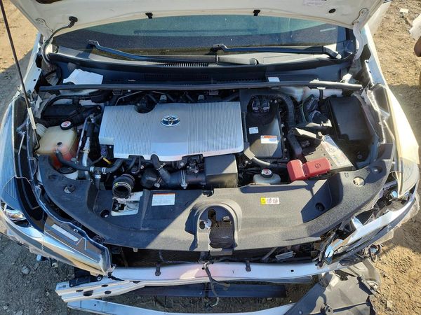 2019 TOYOTA PRIUS