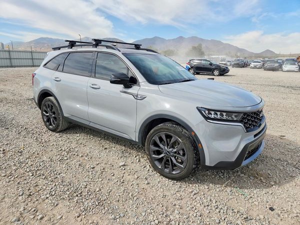 2022 KIA SORENTO