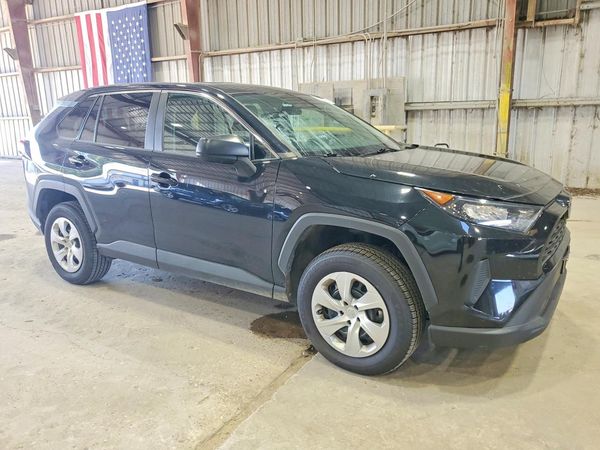 2022 TOYOTA RAV4 — Passenger 3/4