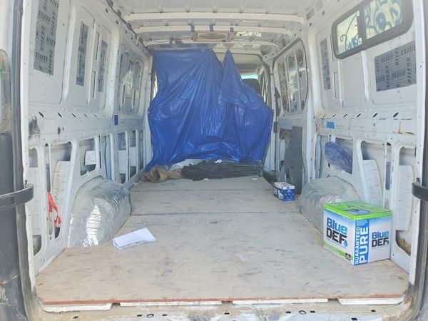 2013 MERCEDES-BENZ SPRINTER Standard / High