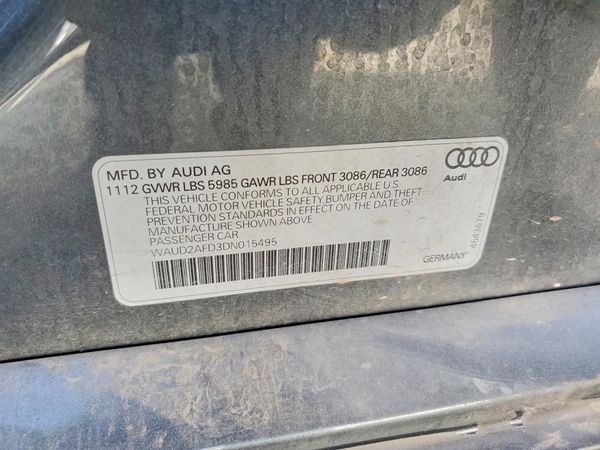 2013 AUDI S8