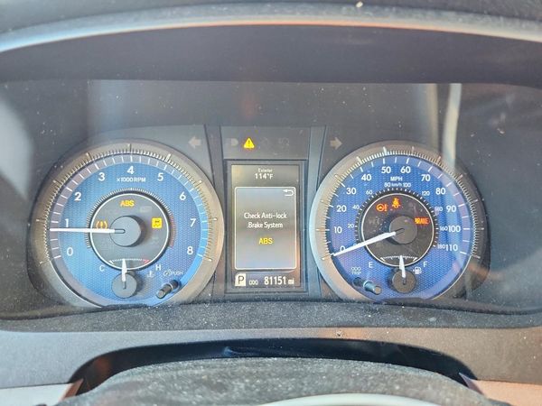 2016 TOYOTA SIENNA