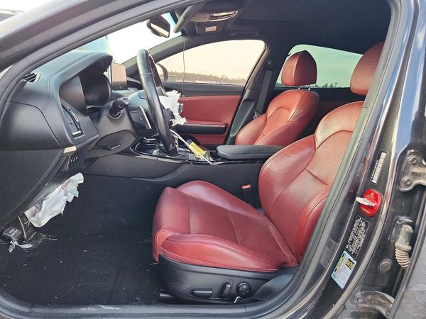 2021 KIA STINGER