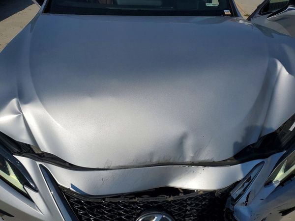 2019 LEXUS ES