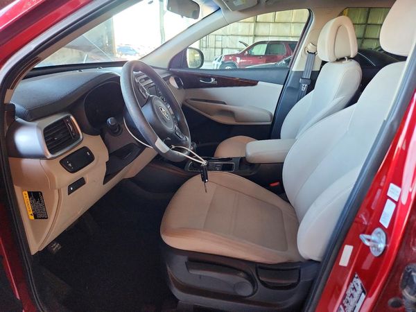 2017 KIA SORENTO L, LX