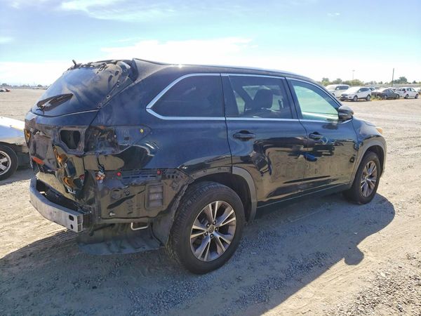 2015 TOYOTA HIGHLANDER