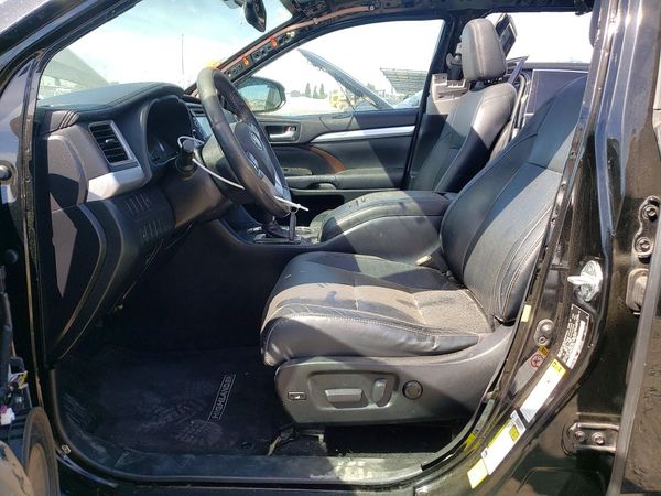 2015 TOYOTA HIGHLANDER