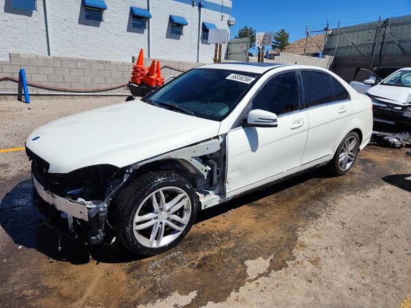 2012 MERCEDES-BENZ C